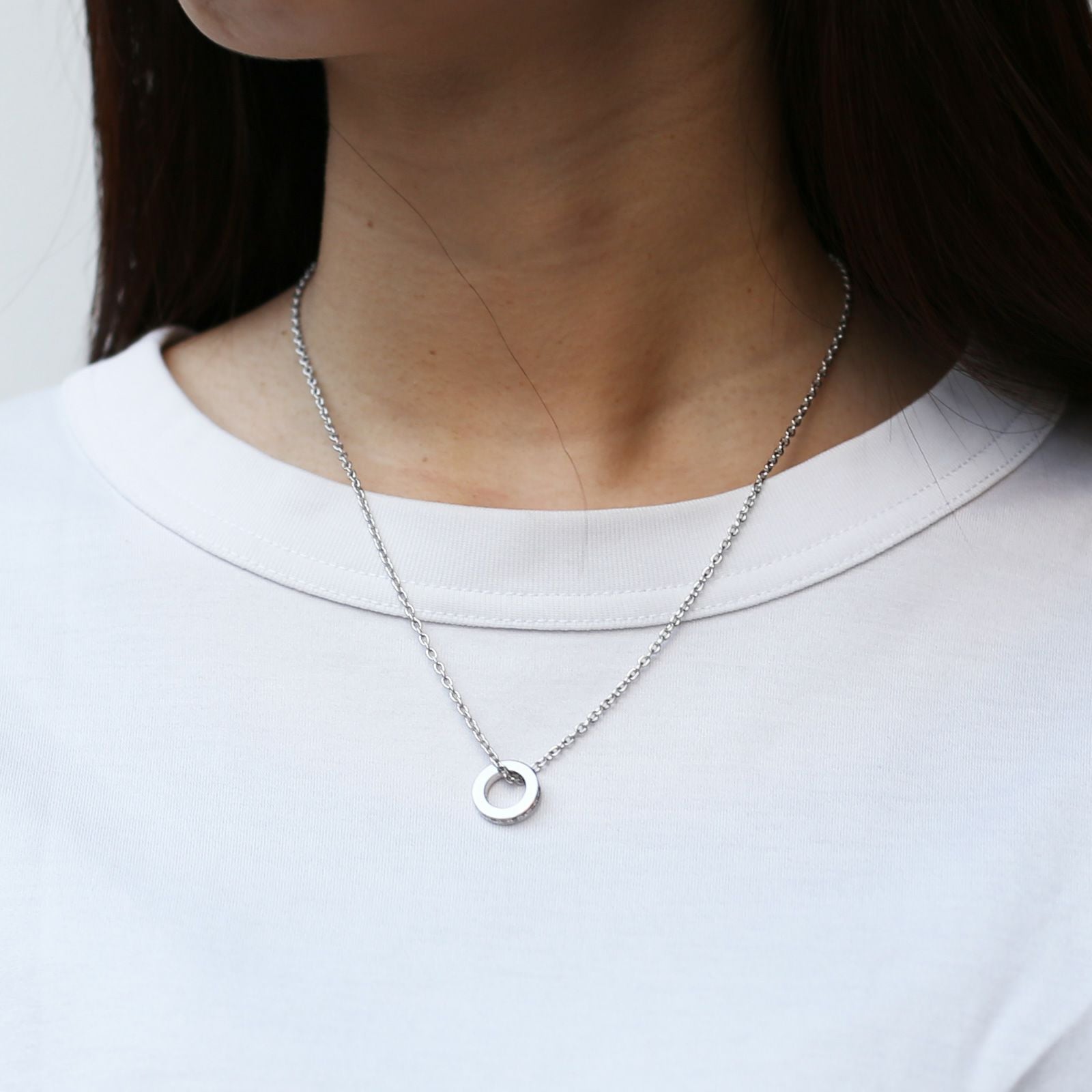 Flat-Band Diamond Star Necklace - Silver