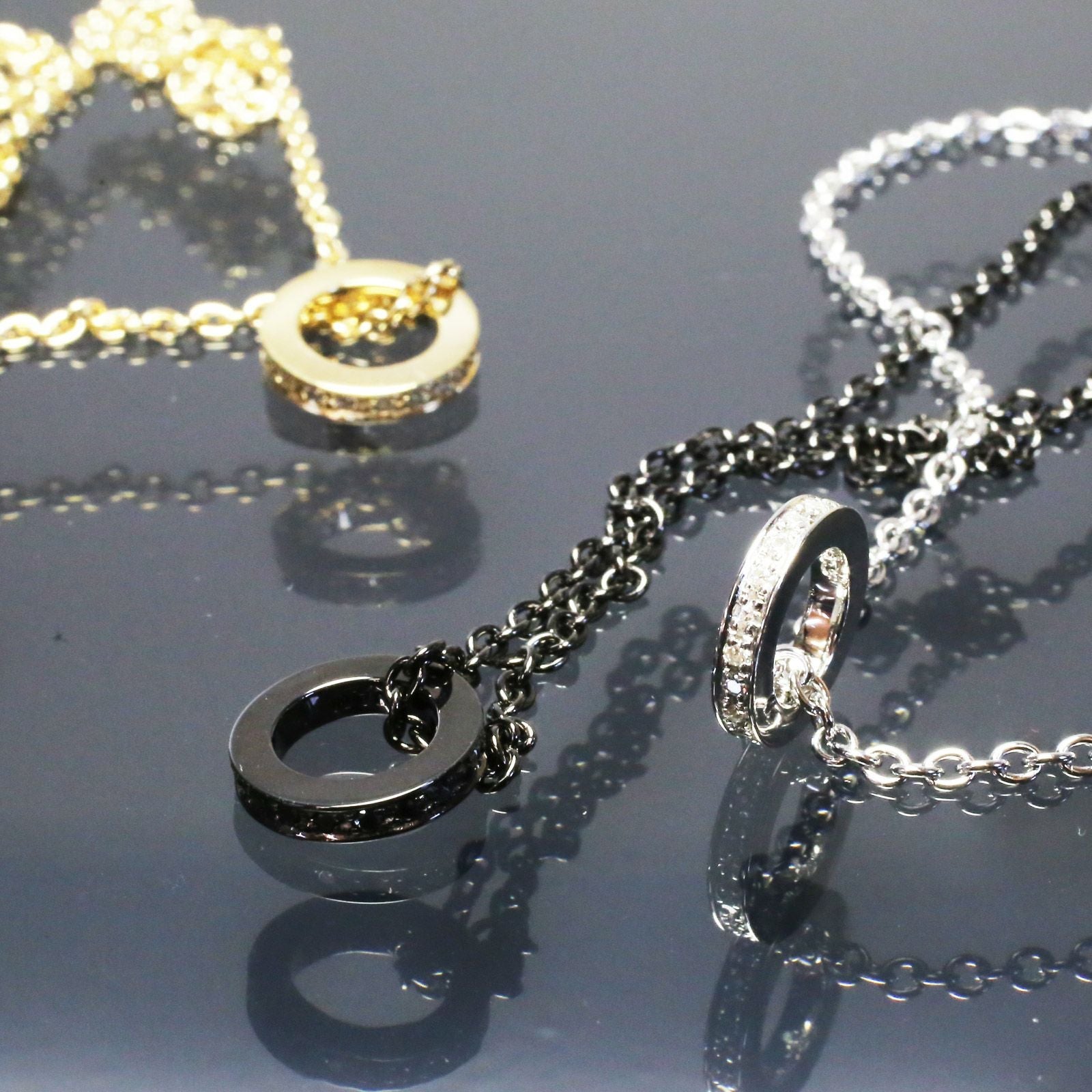 Flat-Band Diamond Star Necklace - Silver