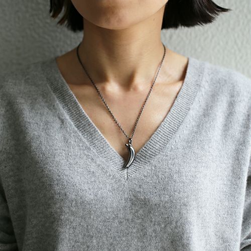 "Sonna Banana" Necklace M - Black