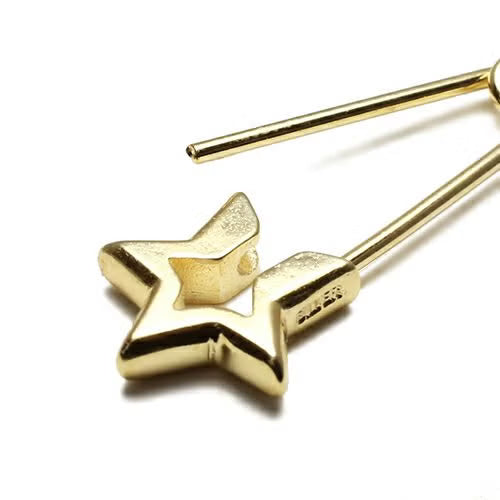 Star & Safety Pin Earring (Single Ear)