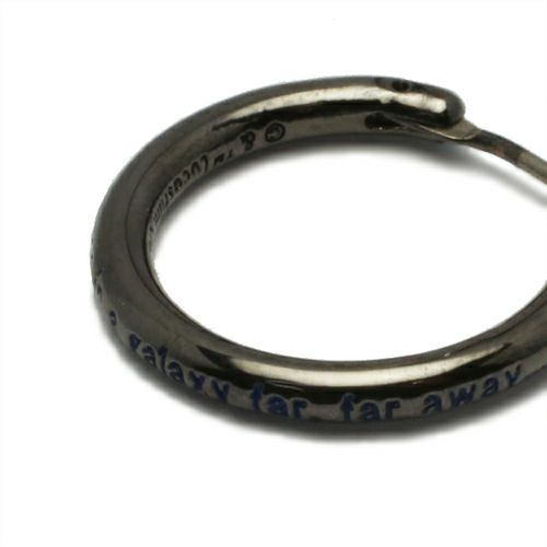 星球大战™介绍信息圈形耳环 - 黑色(单只)