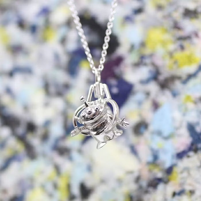 TOYSTORY Little Green Men Crane Necklace