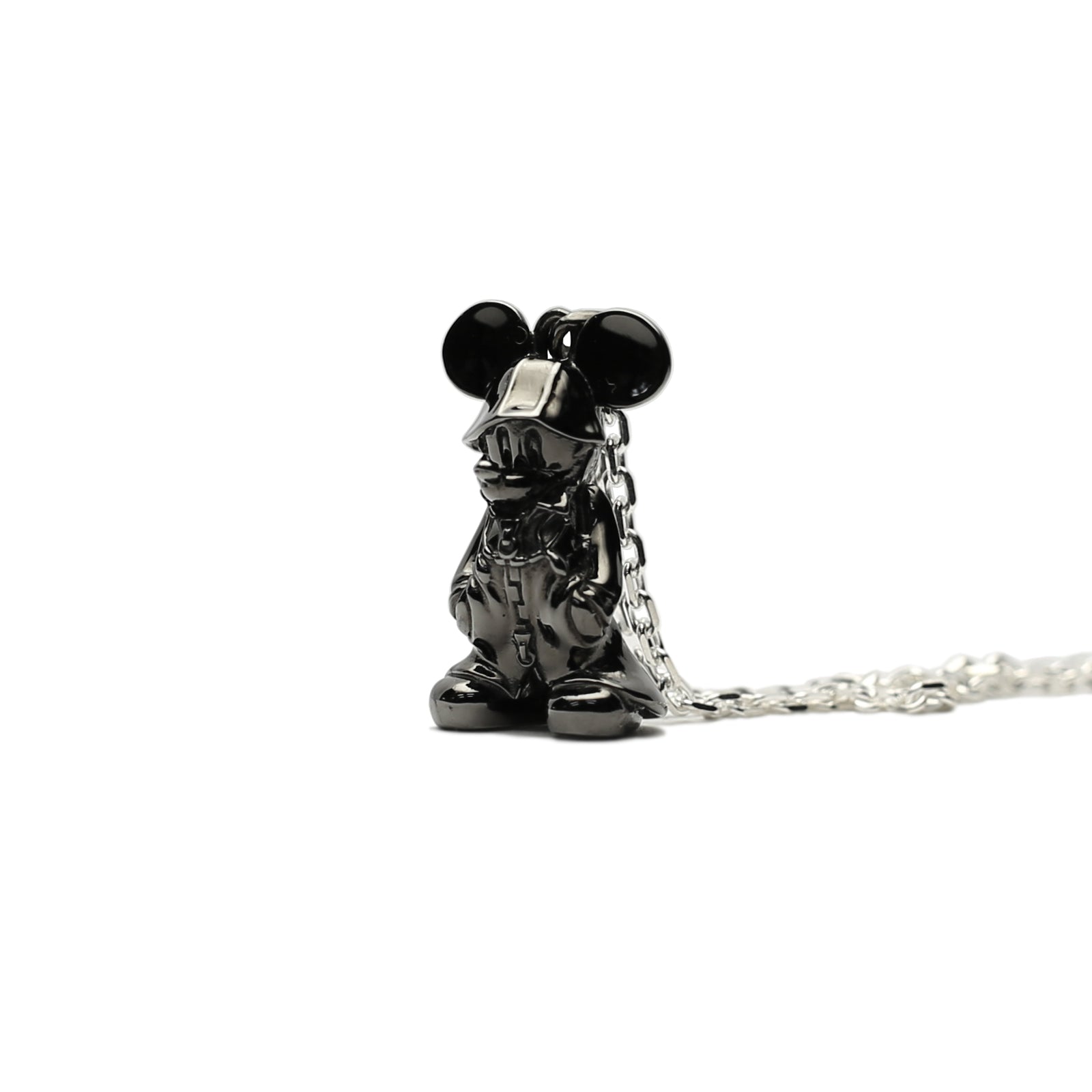 Kingdom Hearts "King (Mickey Mouse)" Necklace - Darkness (Black)