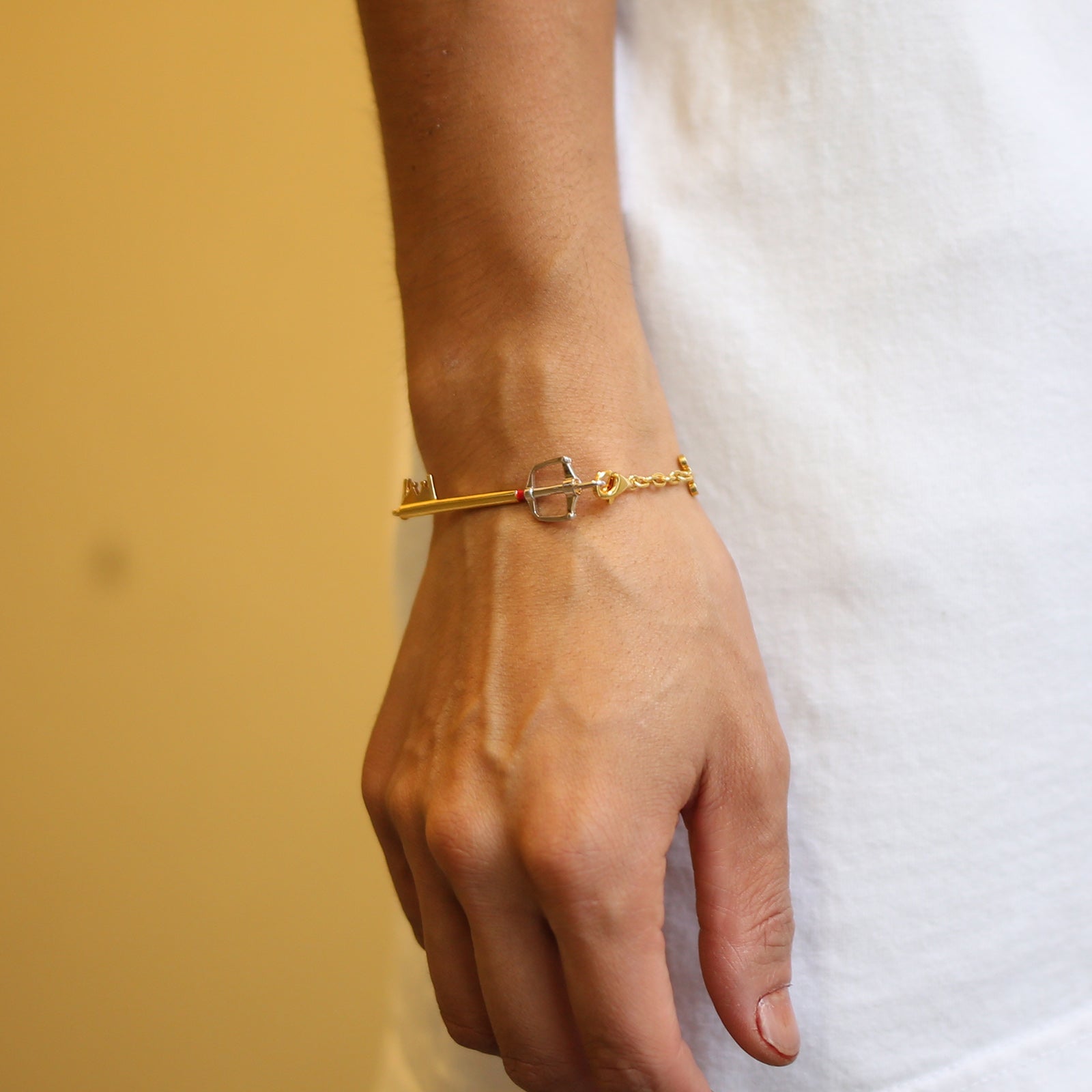 Kingdom Hearts Keyblade Bracelet "King (Mickey Mouse)" Kingdom Chain D