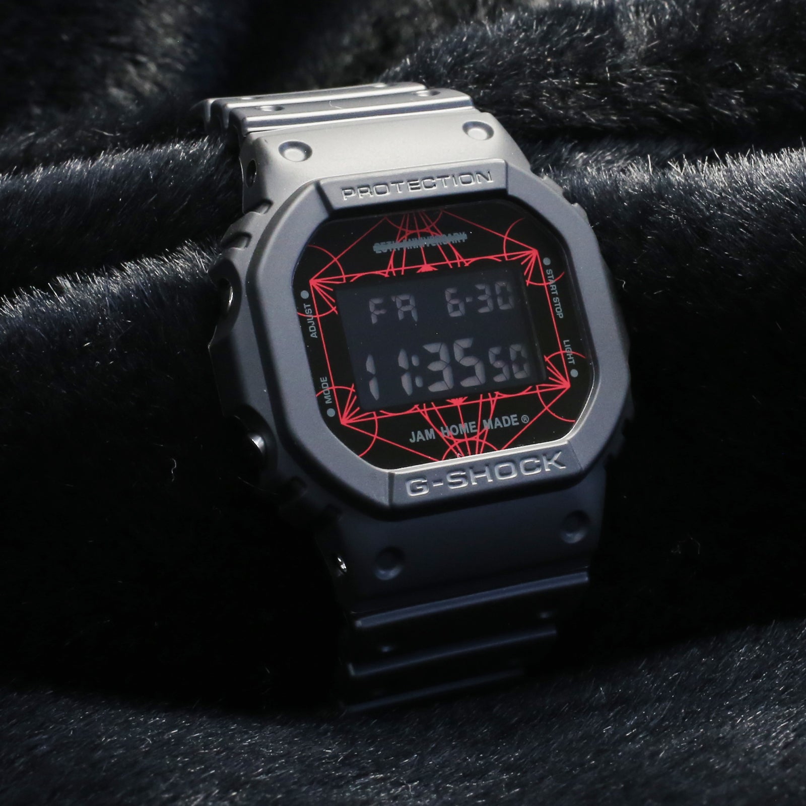 × G-SHOCK collaboration watch / wristwatch