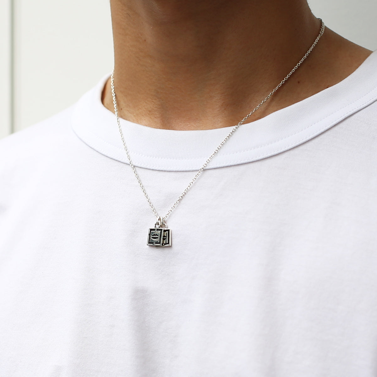 JoJo的奇妙冒险:石之海 KI项链/E. Costello