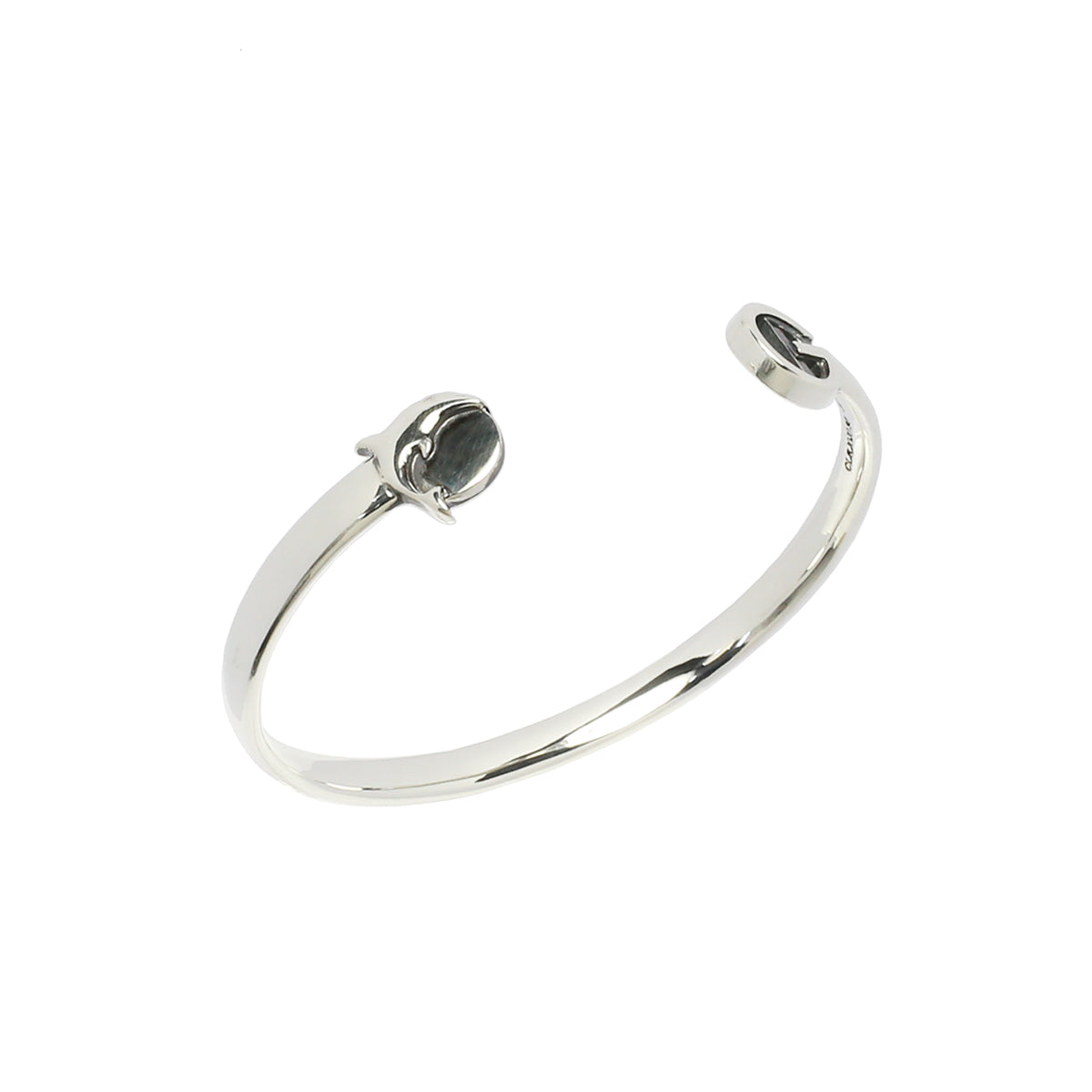 JoJo's Bizarre Adventure: Stone Ocean Green Dolphin Bangle / E. Arnyno