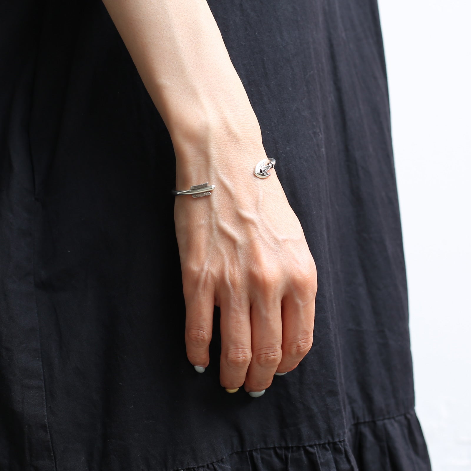 《JOJO的奇妙冒险:不灭钻石》替身箭手镯