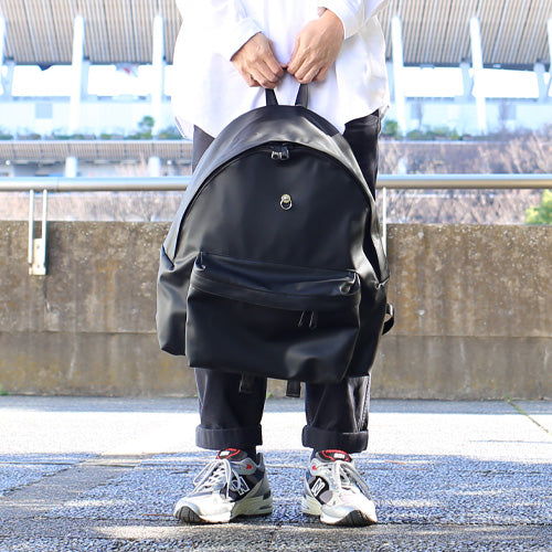 Ethical Leather Daypack Backpack 25L