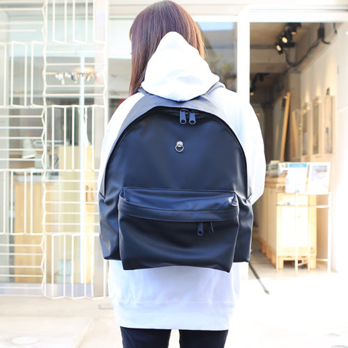 Ethical Leather Daypack Backpack 25L