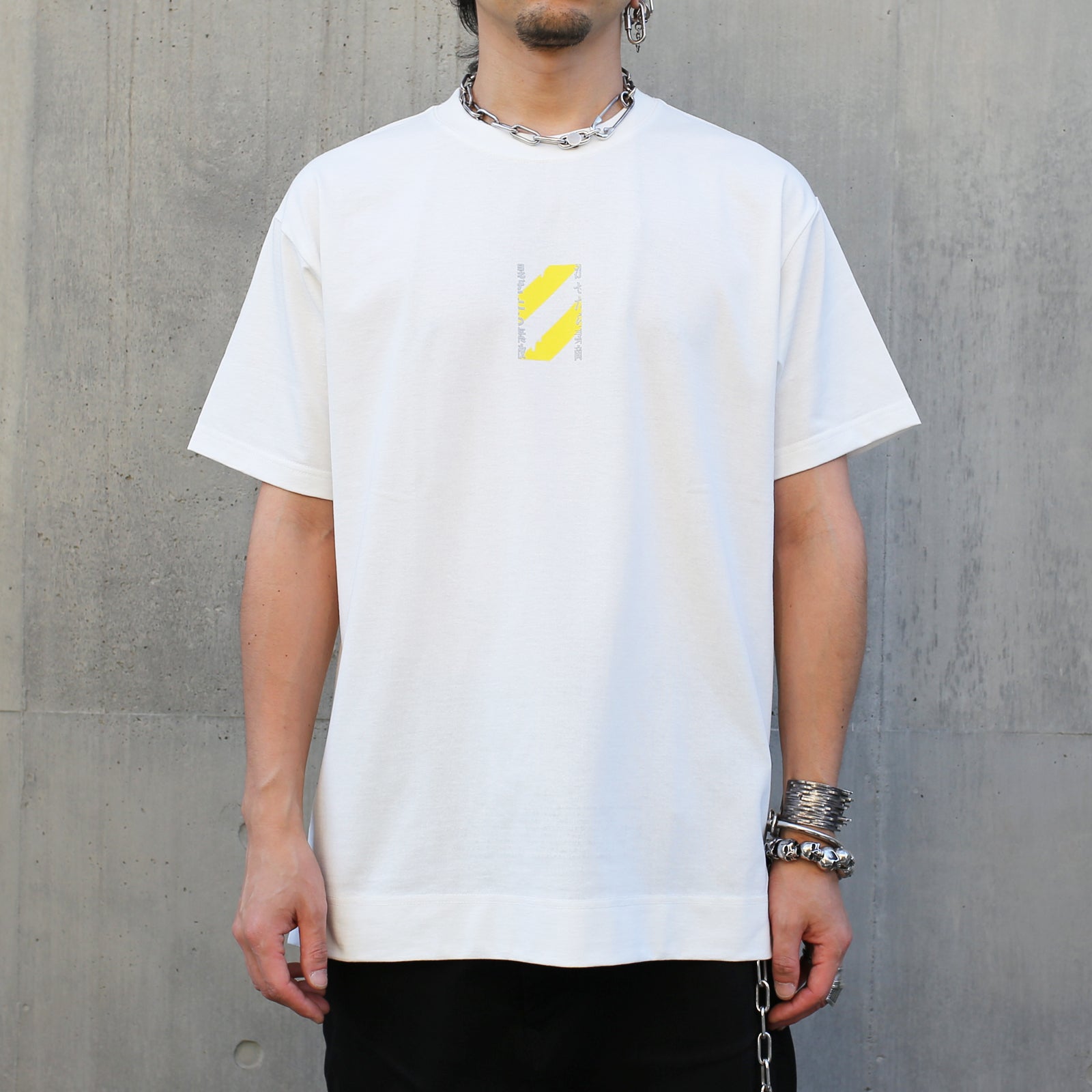 25 + 1 = NICOICHI Graphic T-Shirt / White