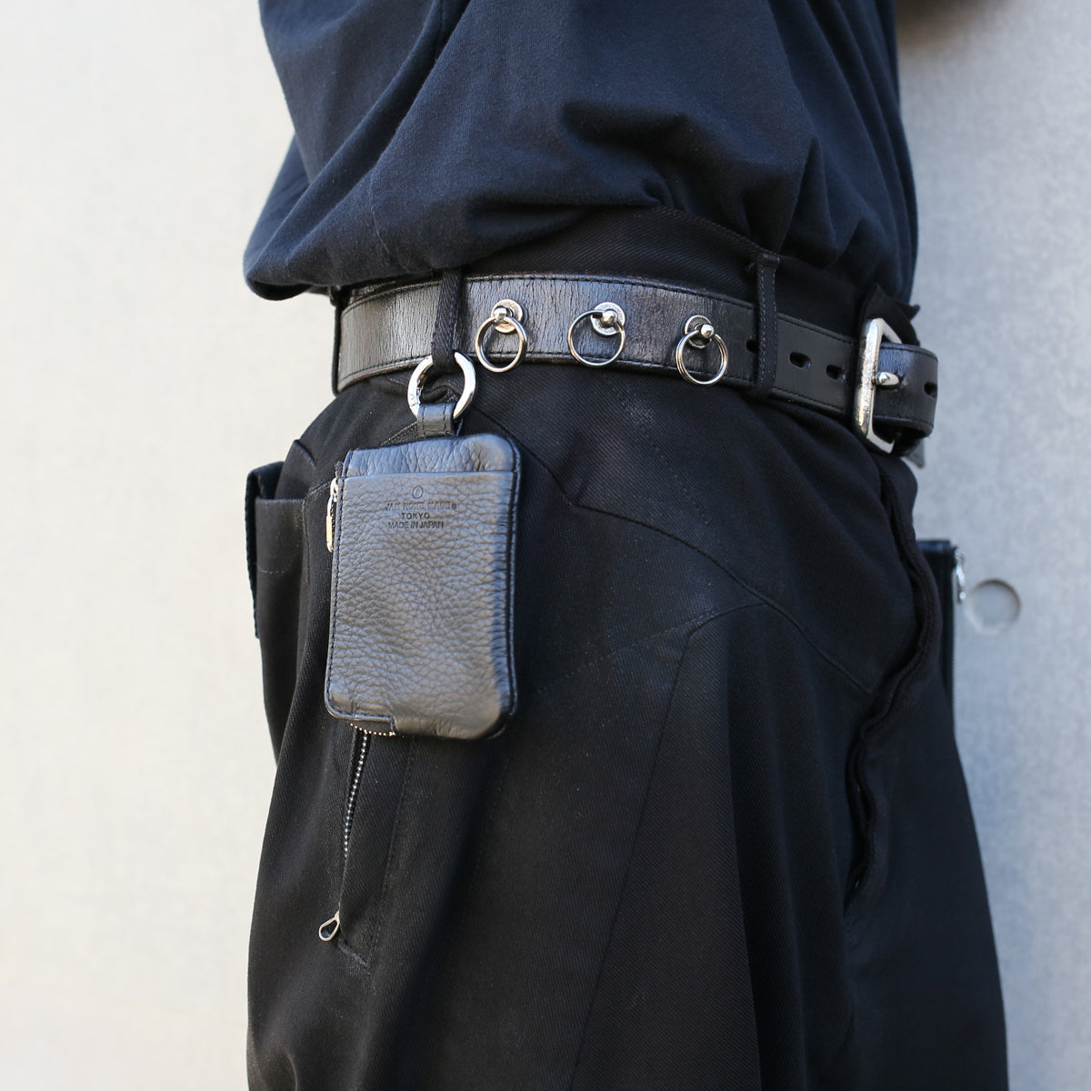 Hands-Free L-Shaped Zip Pouch/Fragment Case Scotchgard Leather