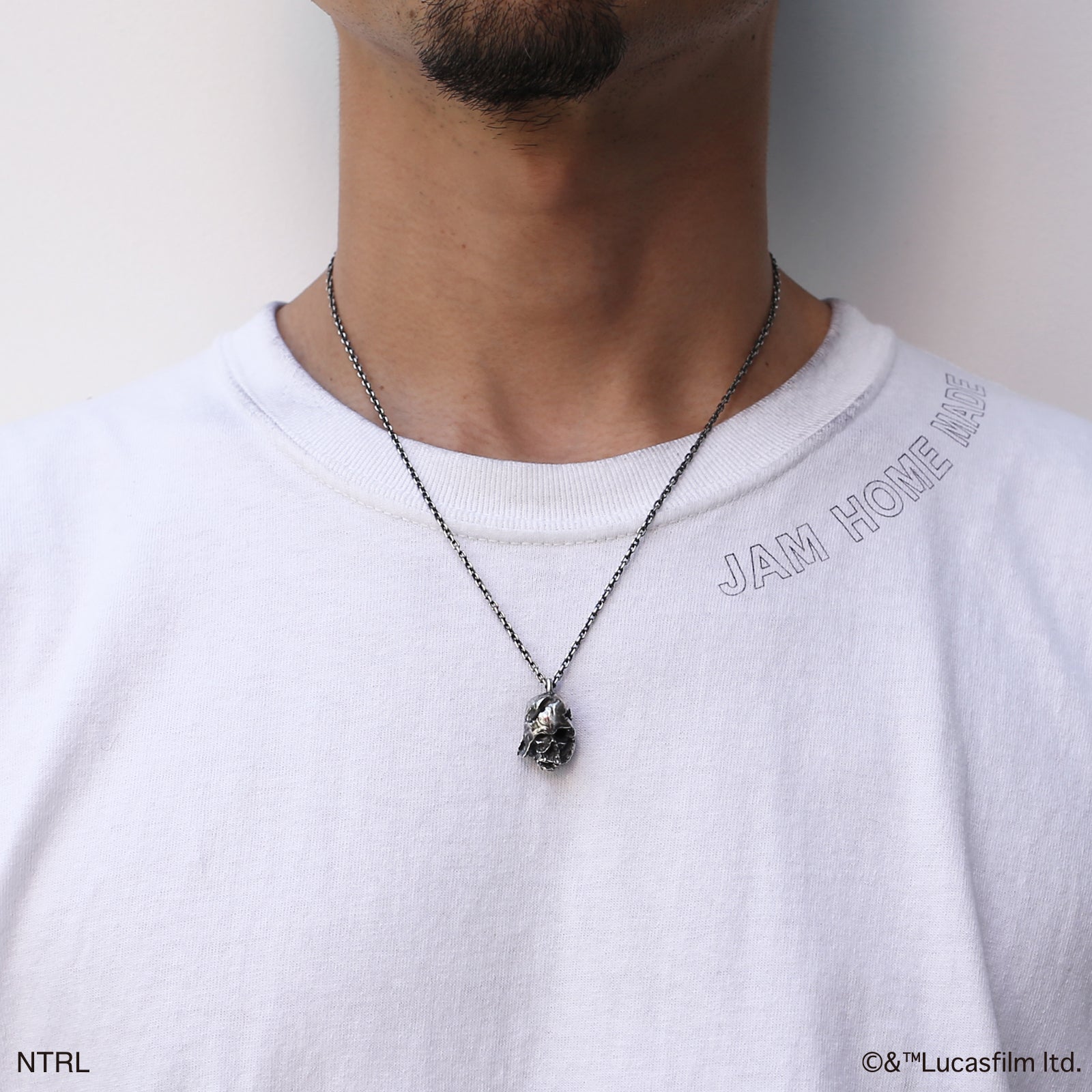 Star Wars™ Darth Vader Death Mask Necklace