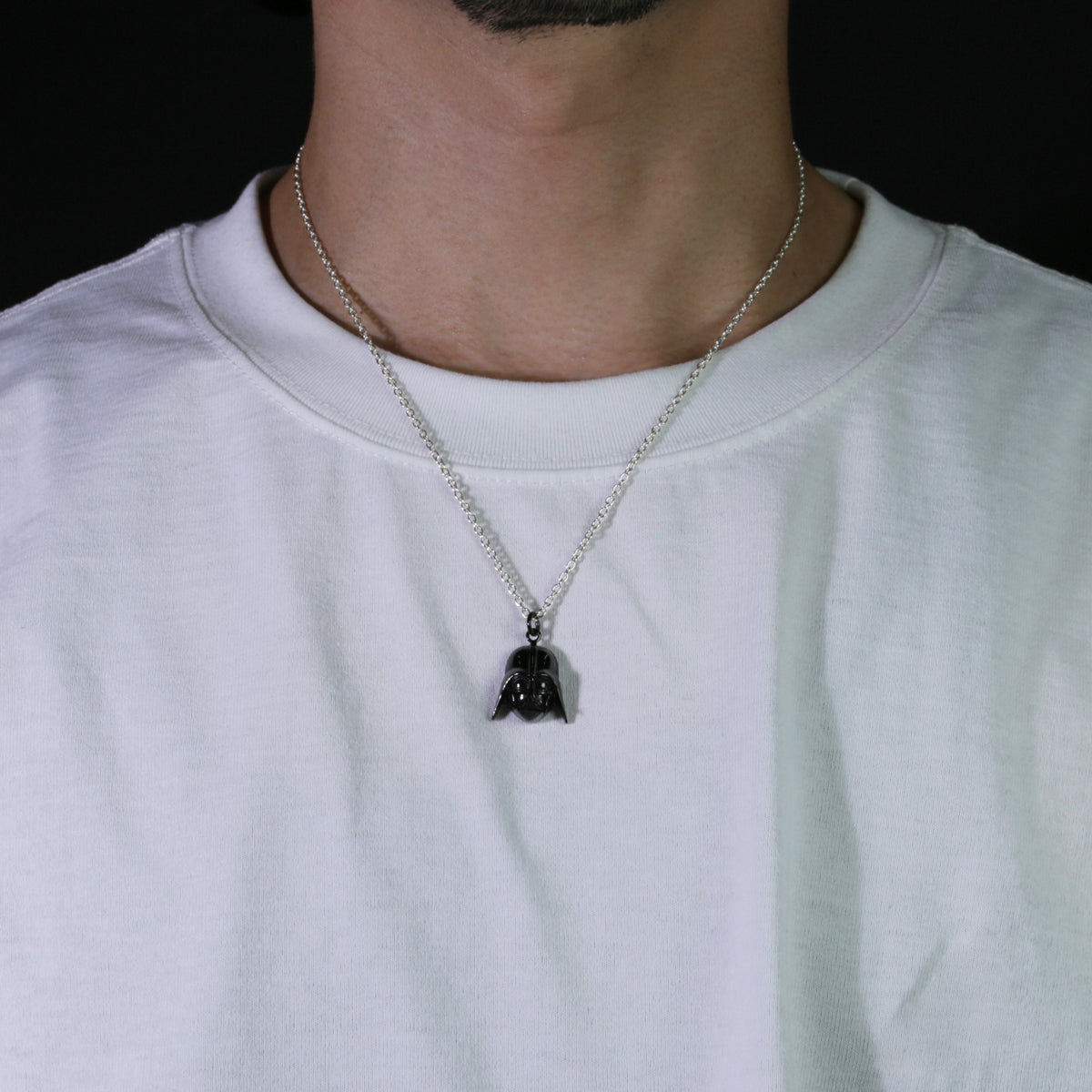 Star Wars™ Darth Vader Mask Necklace