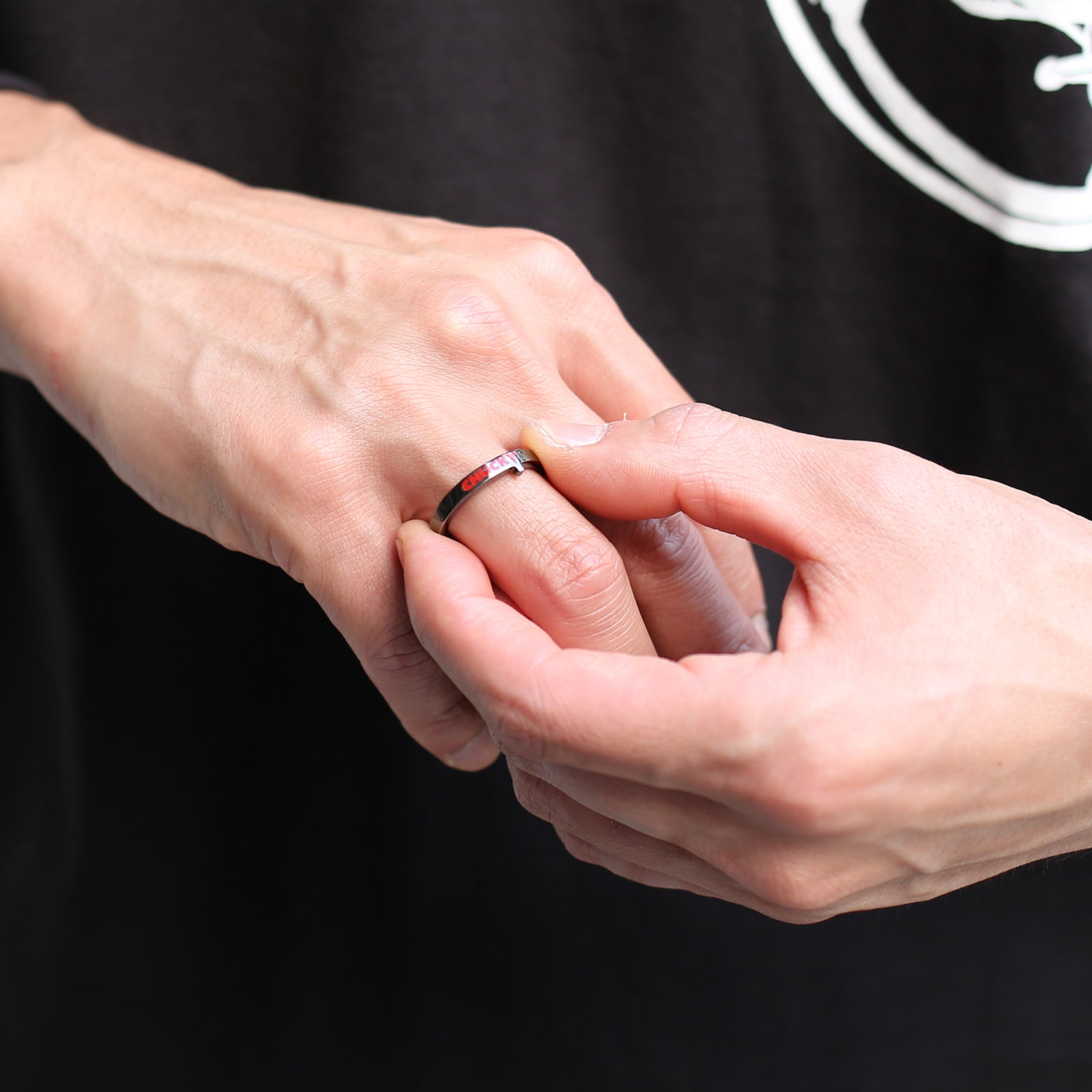 《鬼娃新娘》與《蒂芬妮》戒指 - 黑色 / 配對戒指(單枚)