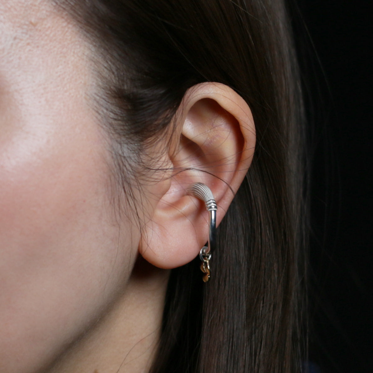 Harry Potter and the Philosopher's Stone Nimbus 2000 & Golden Snitch Ear Cuff (Single)