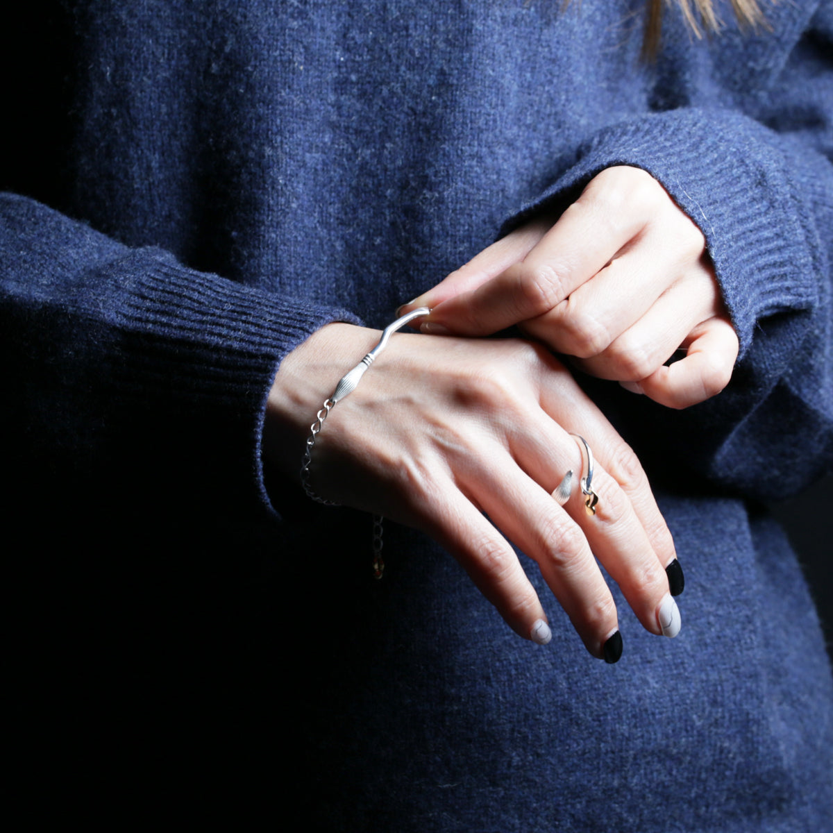 Harry Potter and the Philosopher's Stone Nimbus 2000 & Golden Snitch Bracelet