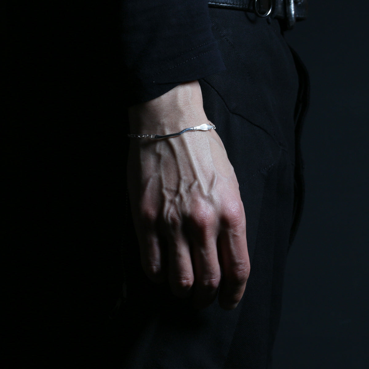 Harry Potter and the Philosopher's Stone Nimbus 2000 & Golden Snitch Bracelet