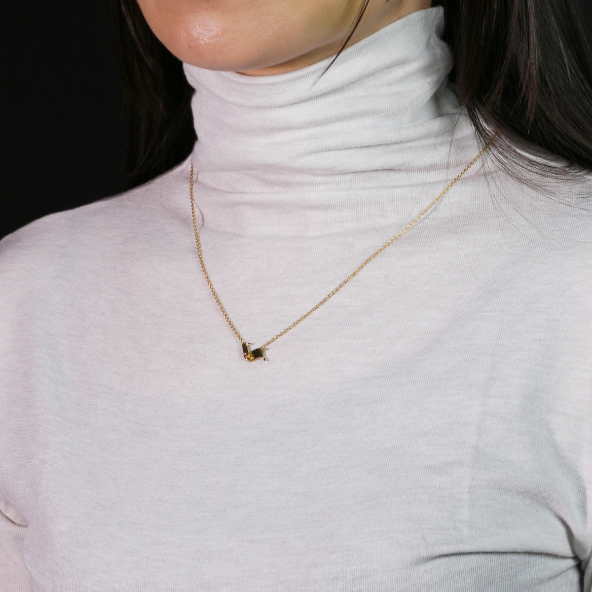 Aladdin Magic Carpet Necklace Gold