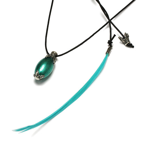 Snow White with the Red Hair Popo & Walnut Stone Necklace