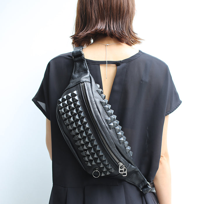 ENDURE Leather JAM Studded Body Bag Shoulder Bag S - Black