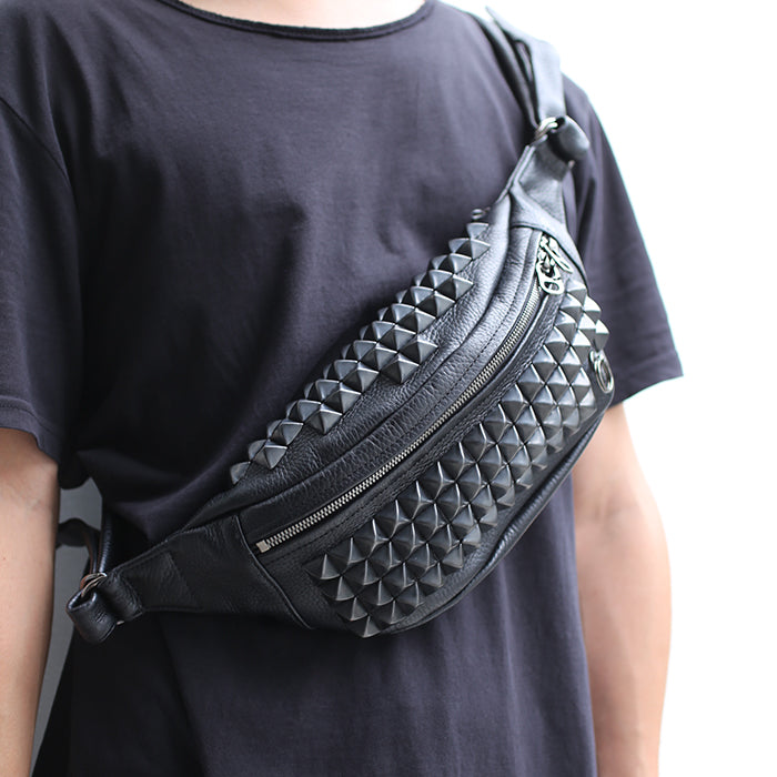 ENDURE Leather JAM Studded Body Bag Shoulder Bag S - Black