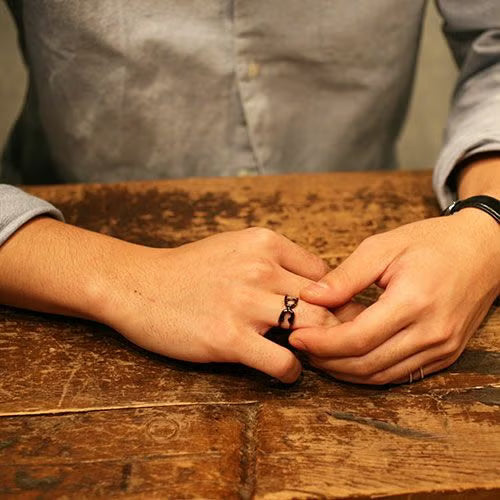 Safety Pin Ring M - Black