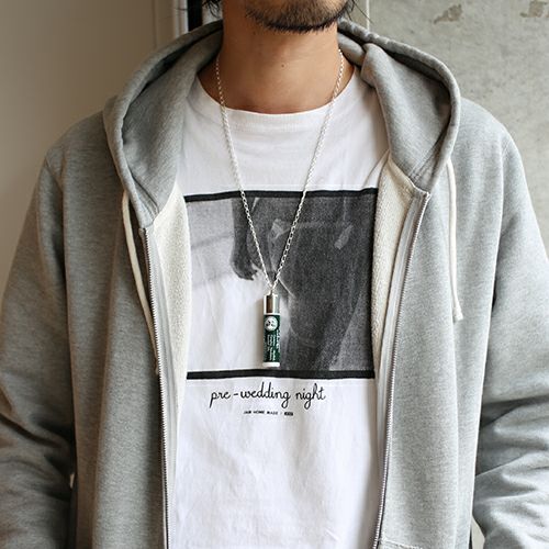Lip Cap Necklace - Green