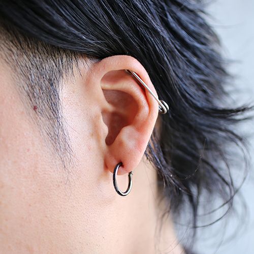 星球大战™介绍信息圈形耳环 - 黑色（单只）