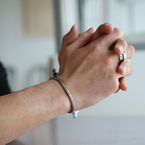 星球大战™介绍信息手镯 - 银色（烟熏色）