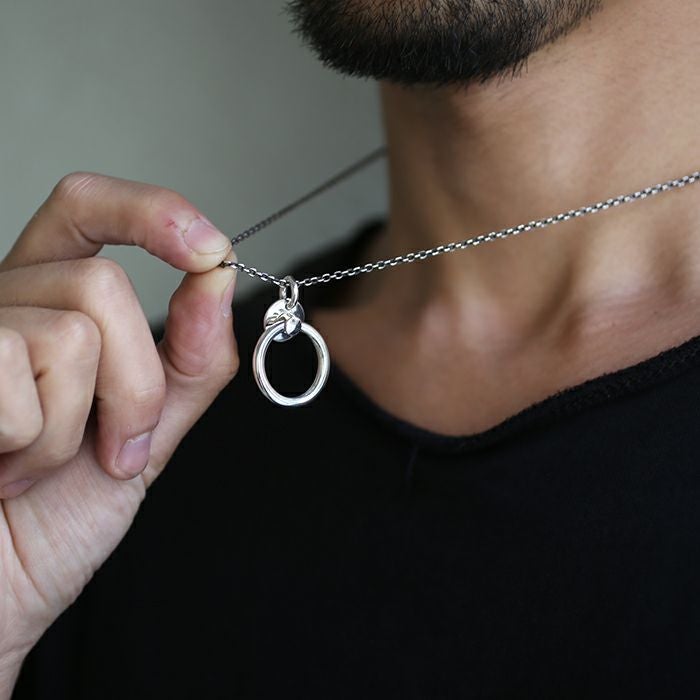 JAM Eyelet Glasses Holder Necklace