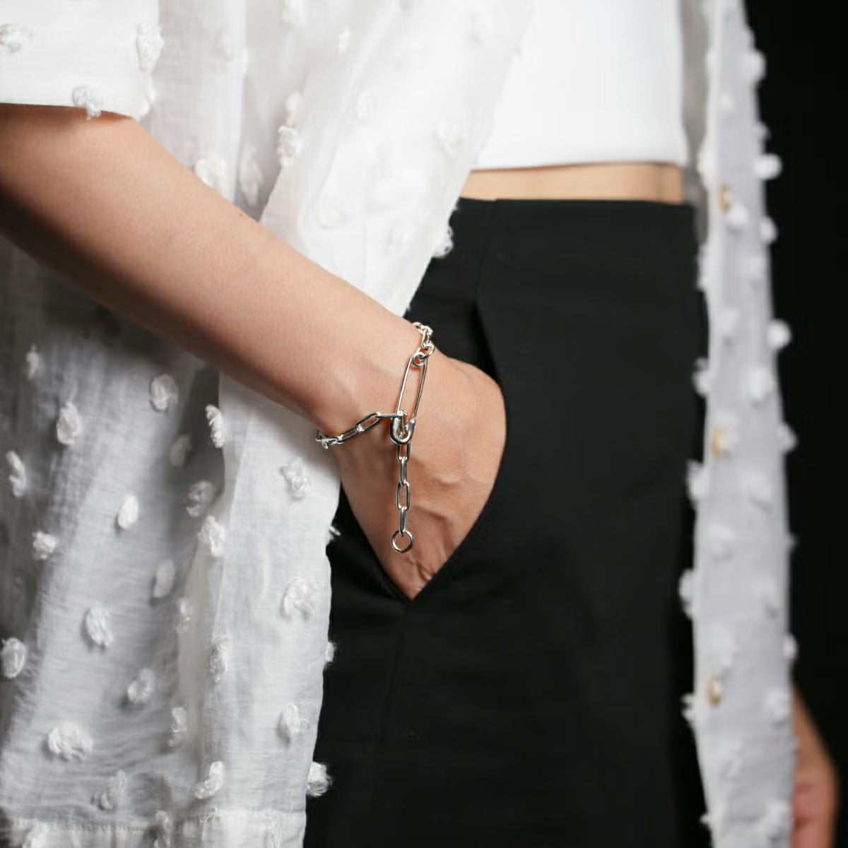 Long Safety Pin Azuki Chain Diamond Bracelet M - Silver (Mirror Finish)