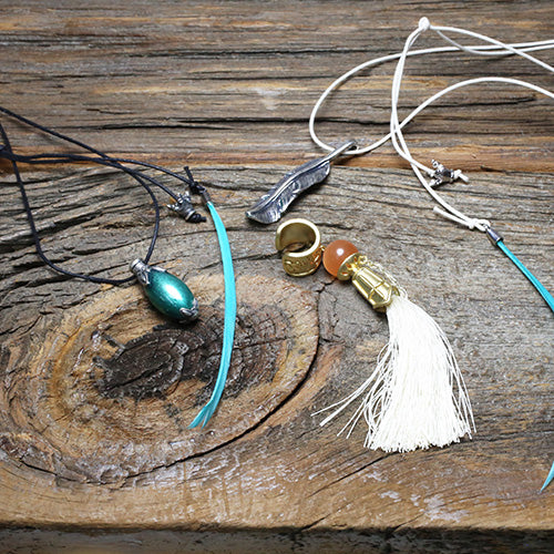 Snow White with the Red Hair Exotic Ear Cuff (Single)