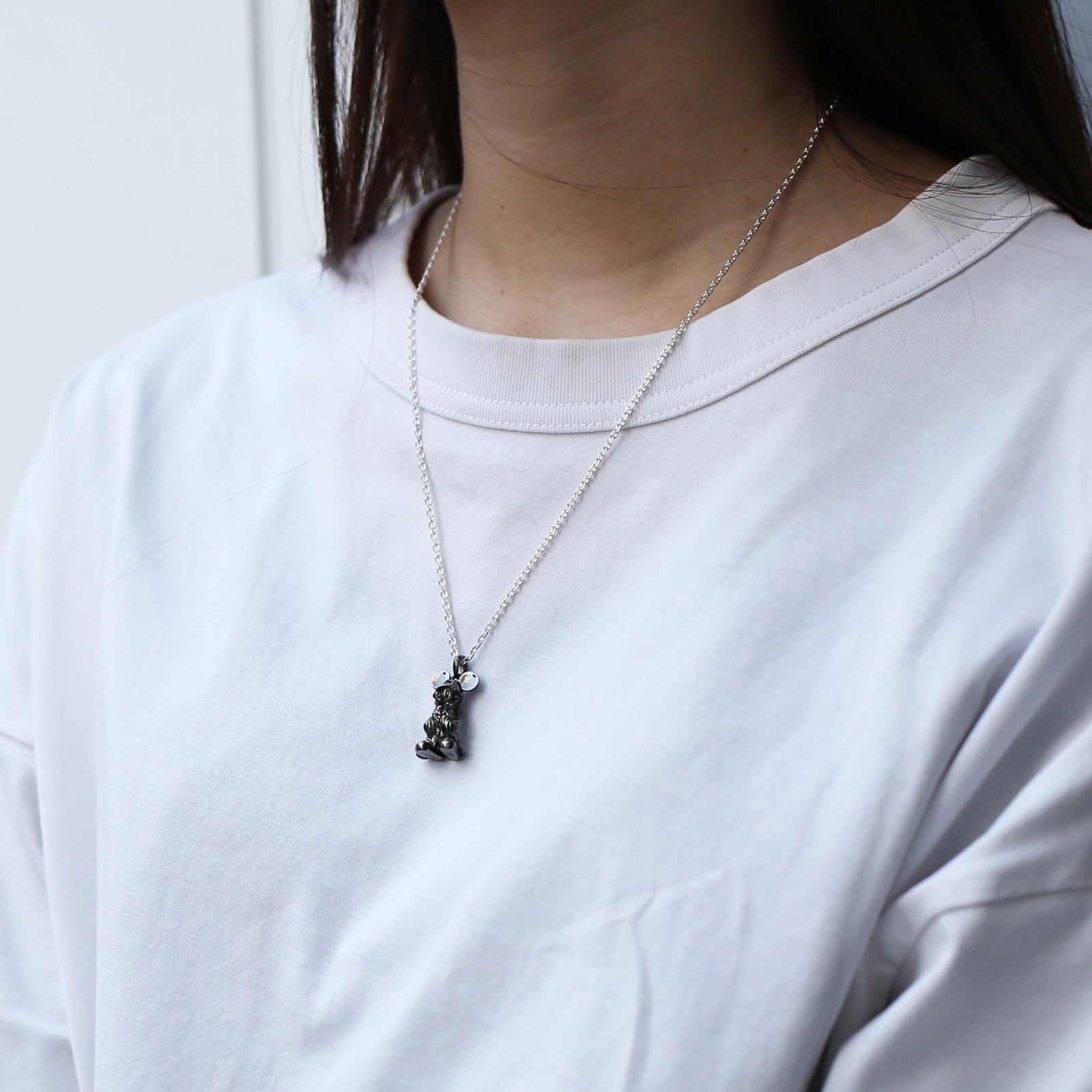 Kingdom Hearts "King (Mickey Mouse)" Necklace - Darkness (Black)