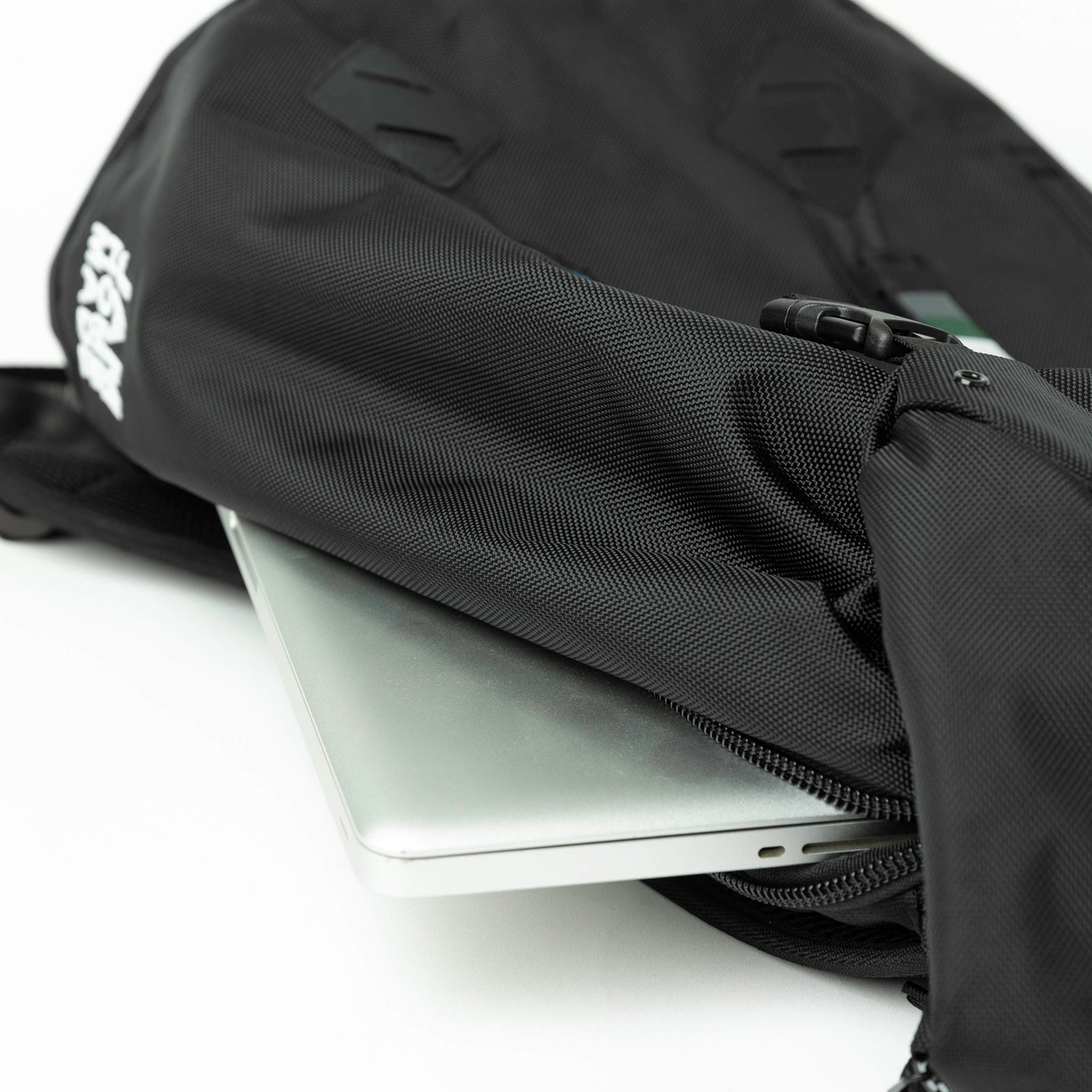 NEWERA Birth Color Rucksack 35L/Backpack