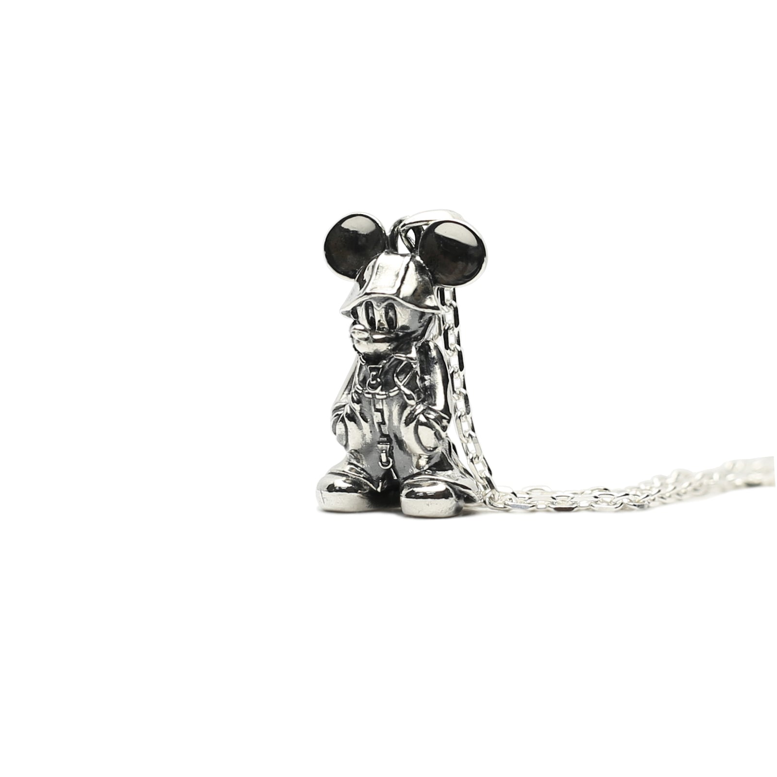 Kingdom Hearts "King (Mickey Mouse)" Necklace - Light (Silver)