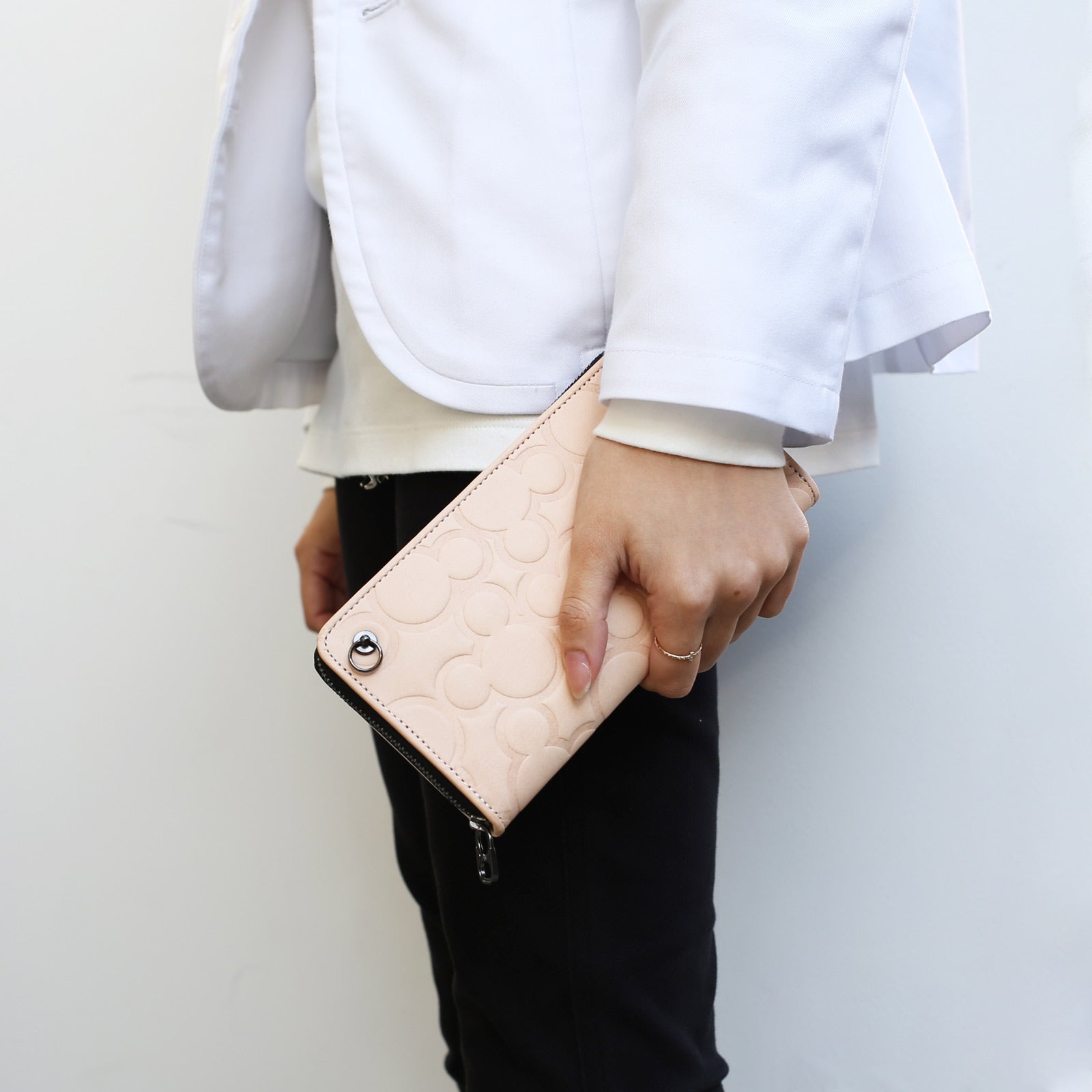 Mickey Mouse Big Icon Zipper Long Wallet/Long Wallet - Natural Leather -