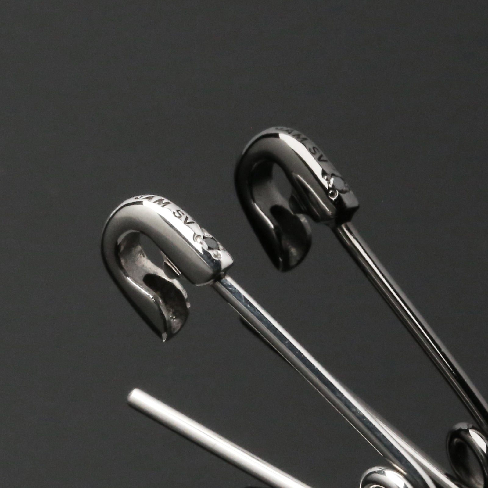 Long Safety Pin Azuki Chain Diamond Bracelet S - Black