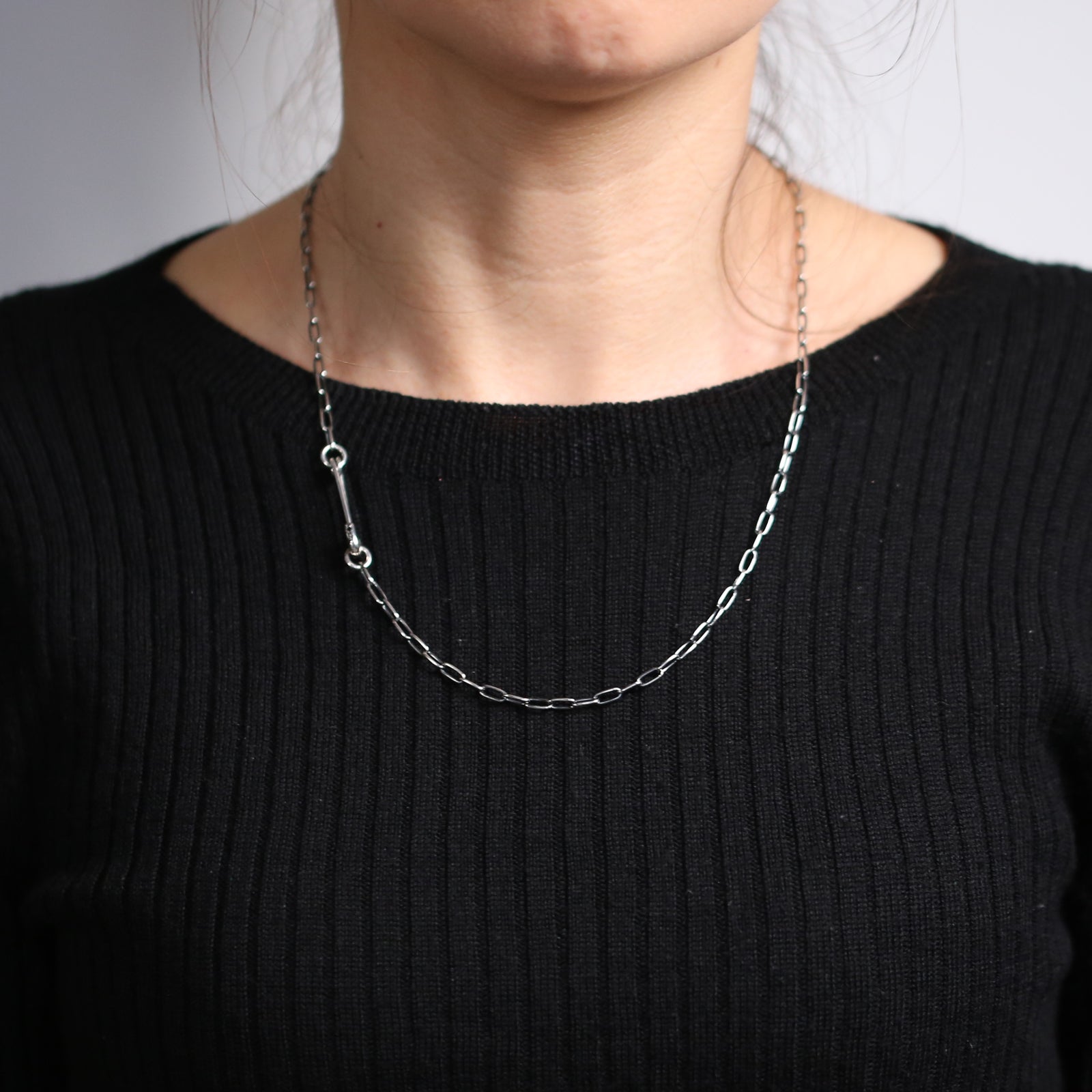 Safety Pin Long Azuki Chain Diamond Necklace S - Silver (Smoked Finish)