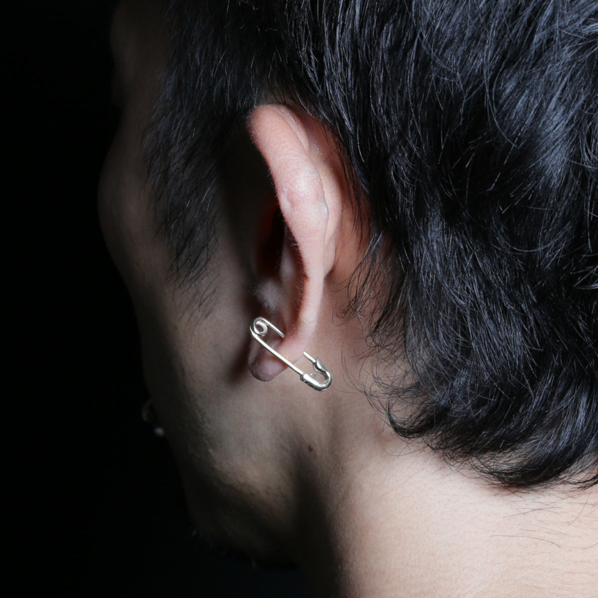 Safety Pin Diamond Earrings S - Silver (Mirror Finish) / Single Ear