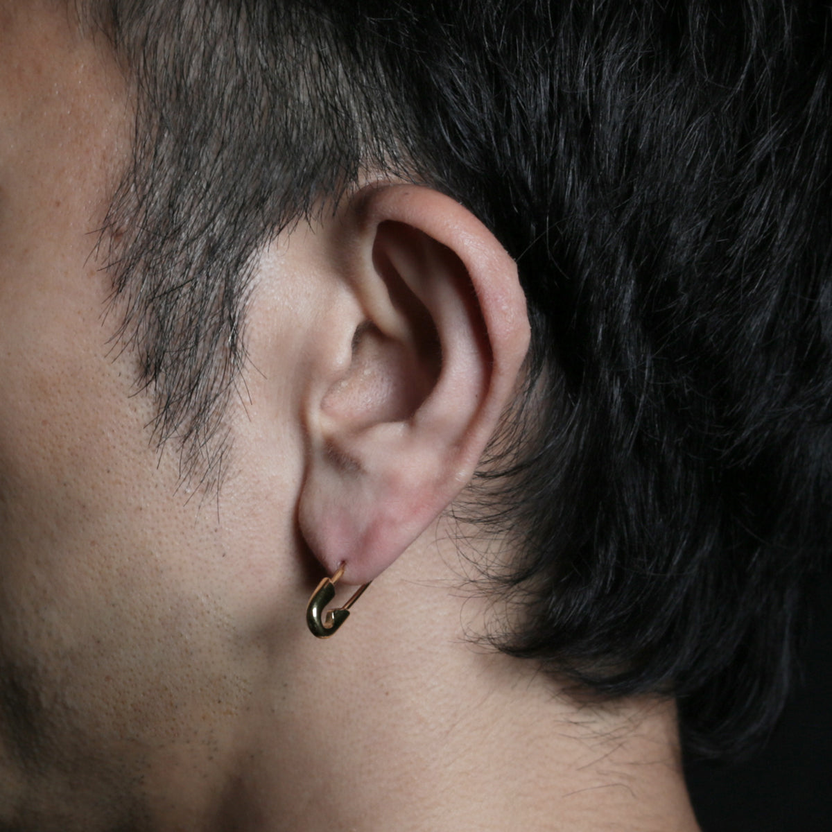 Safety Pin Diamond Earrings M - Gold / Single Ear