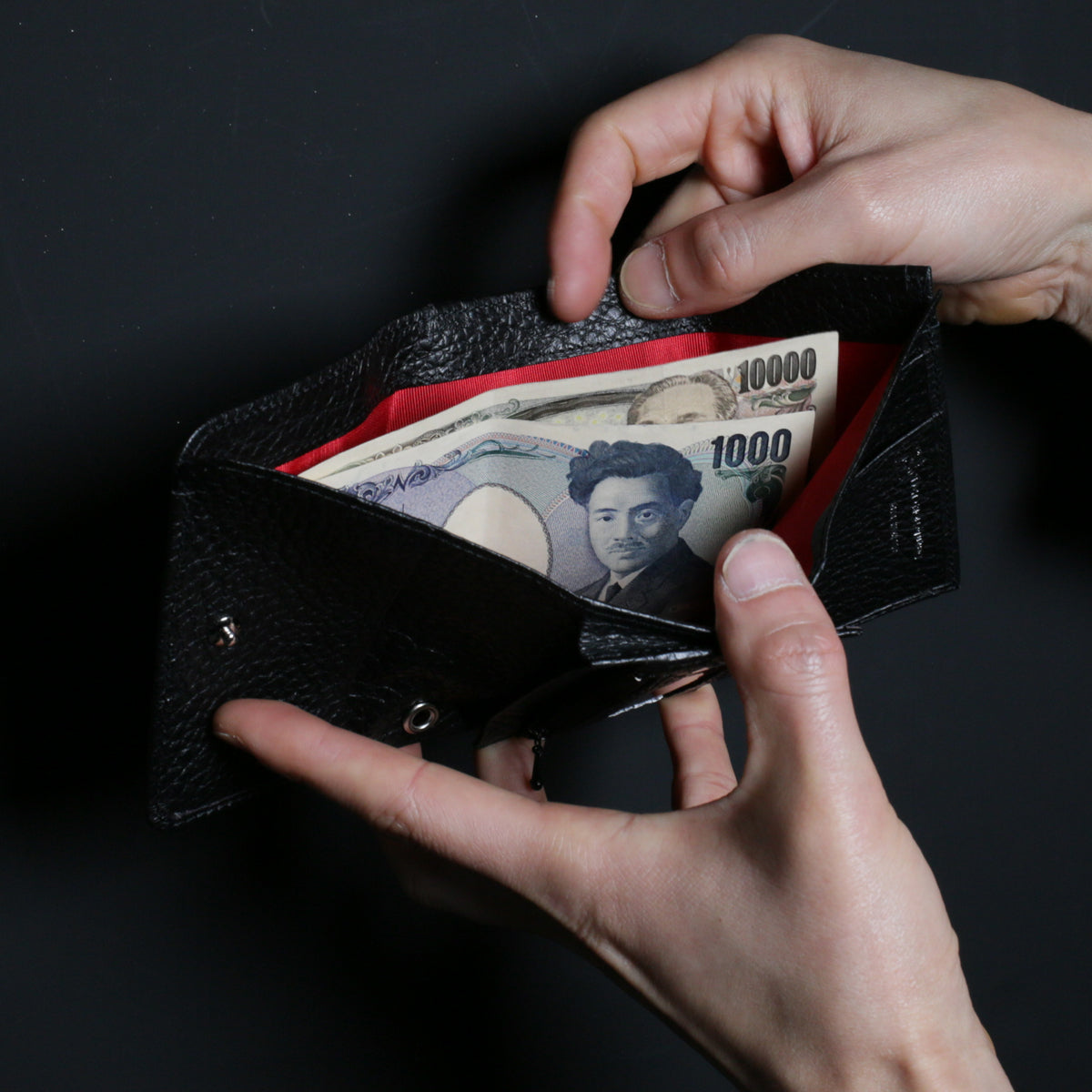 x GLOOMY Mori Zipper Model Mini Tri-Fold Compact Wallet