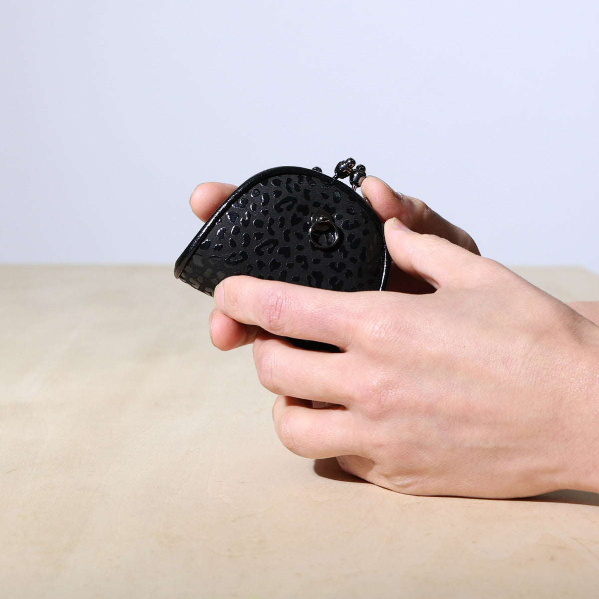 Inden - Indenya Clasp Purse/Coin Case Leopard Print