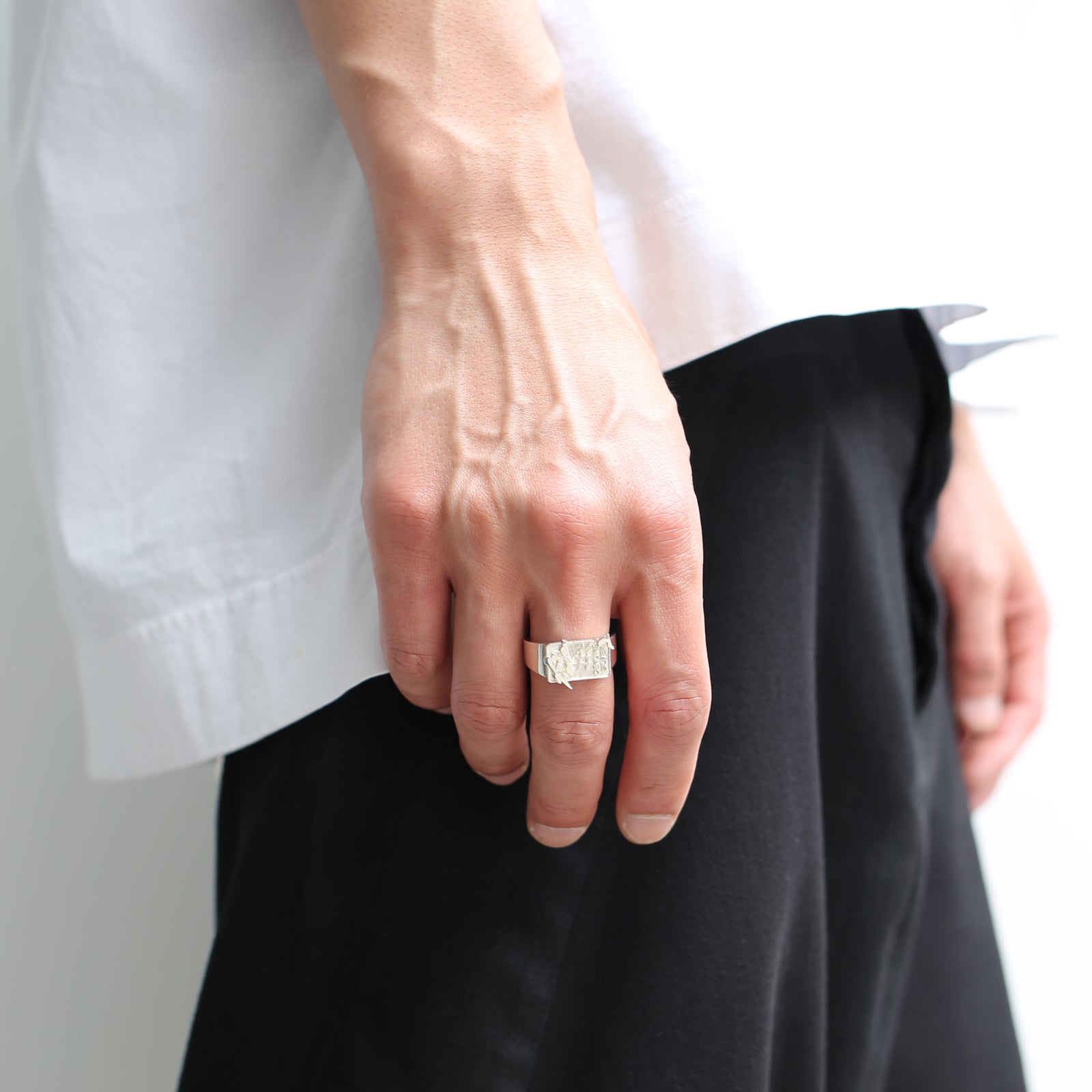 JoJo's Bizarre Adventure: Diamond is Unbreakable Nijimura Okita The Hand Ring