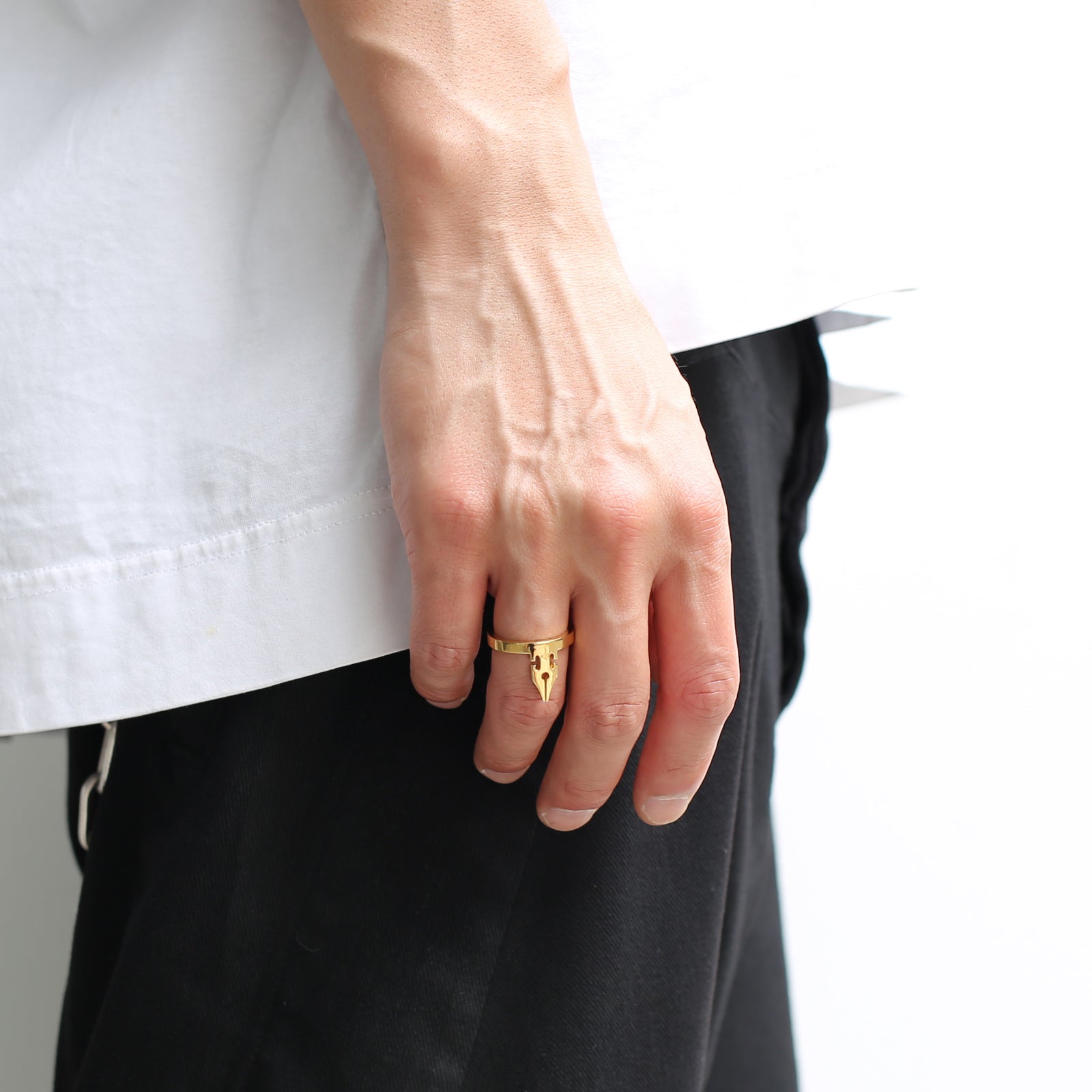 JoJo's Bizarre Adventure: Diamond is Unbreakable Kishibe Rohan G-Pen Ring