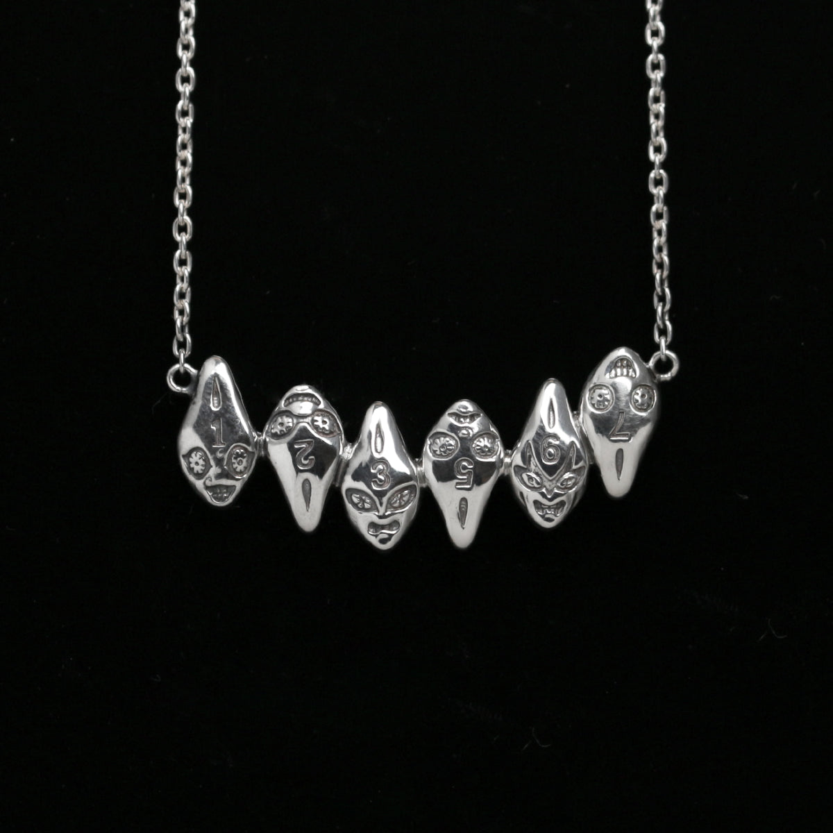 JoJo's Bizarre Adventure: Golden Wind S.P. Necklace