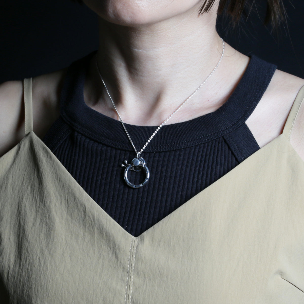 JoJo的奇妙冒險：石之海 H･W 項鍊