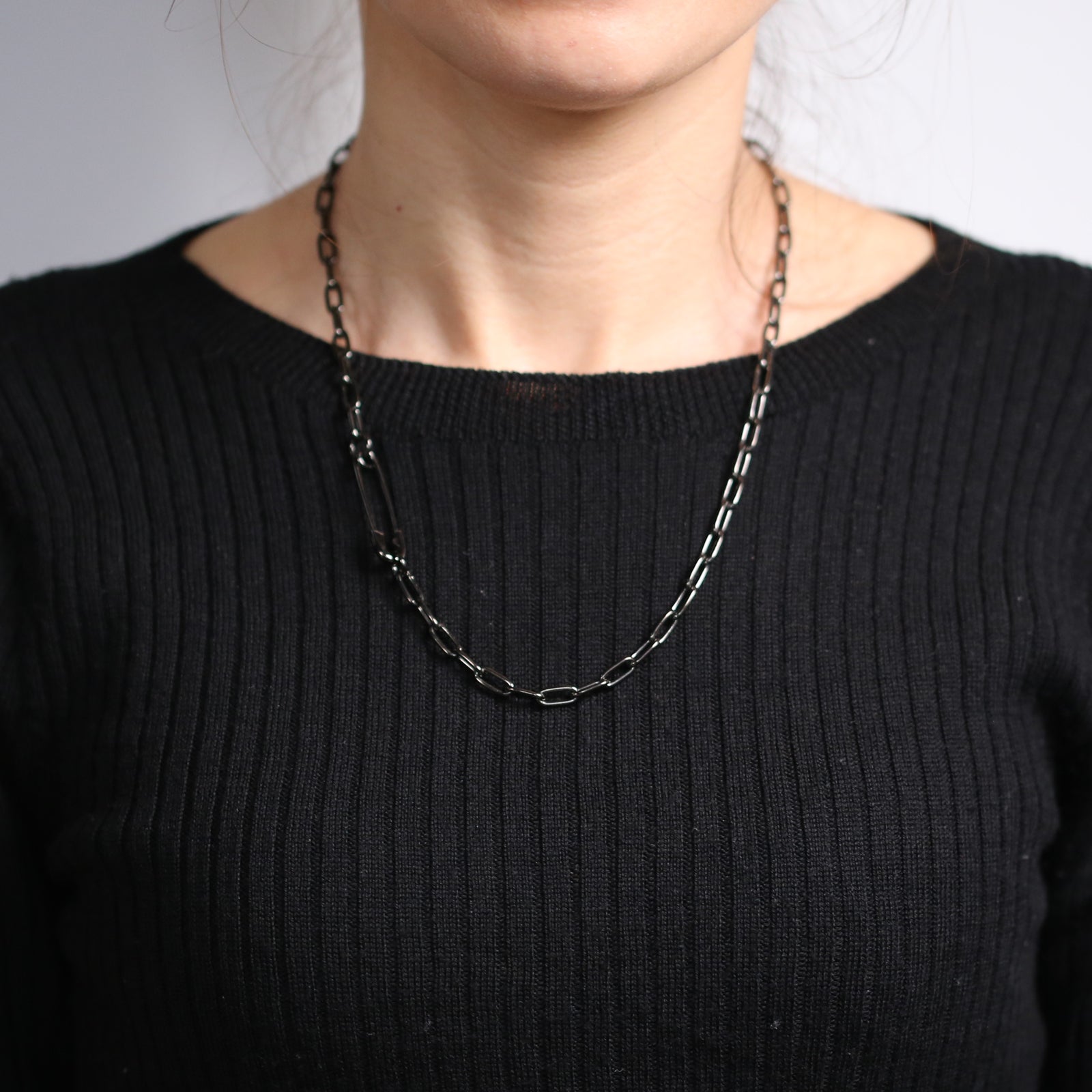 Safety Pin Long Azuki Chain Diamond Necklace M - Black