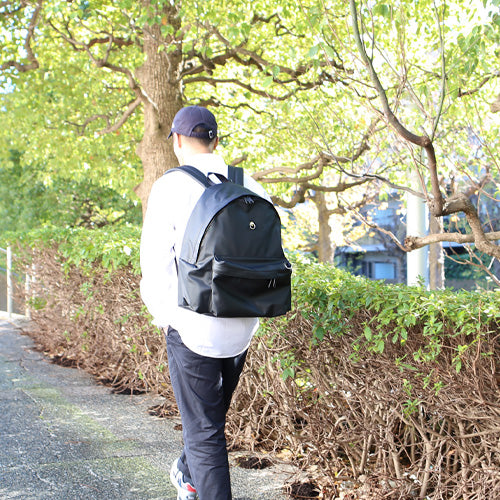 Ethical Leather Daypack Backpack 25L