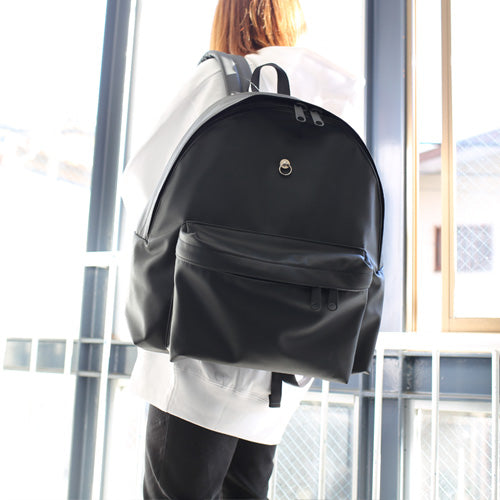 Ethical Leather Daypack Backpack 25L